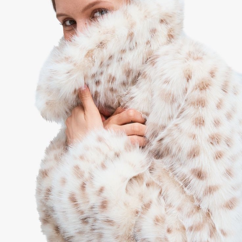 Kate Spade ♠️ spotted faux fur jacket XS